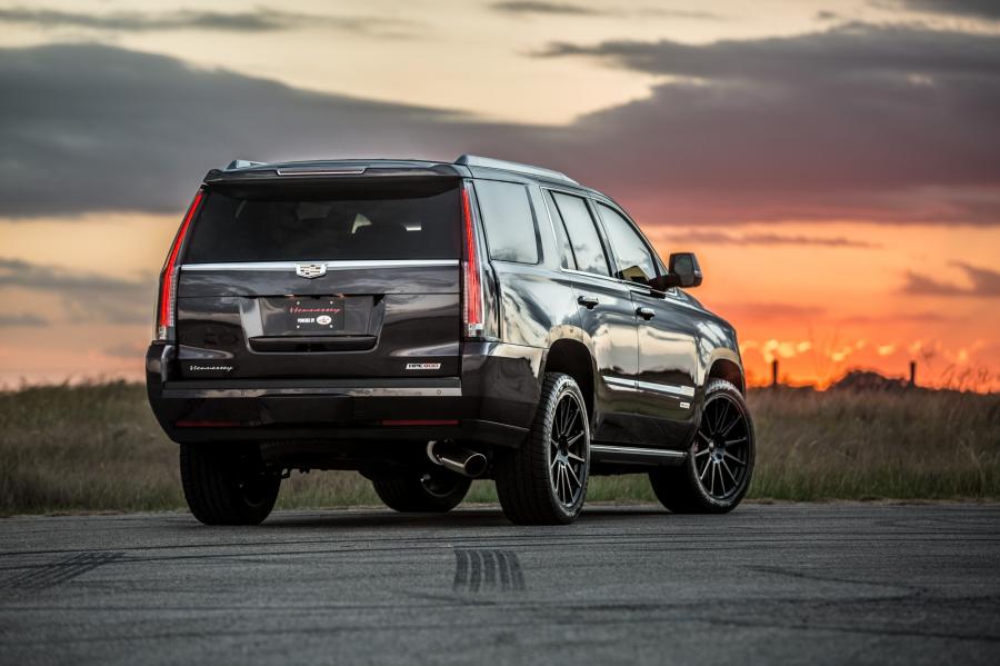  Cadillac Escalade HPE800 Supercharged by Hennessey 2015 года  (фото 14 из 17)